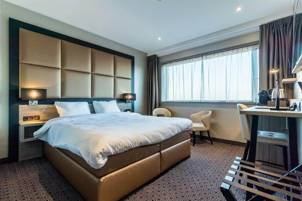 Riva hotel Den Haag - Delft 4*,